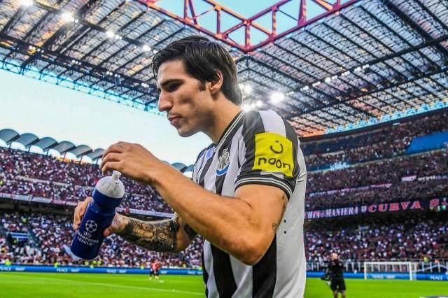 1698278306848042881.jpg tuonali.jpg